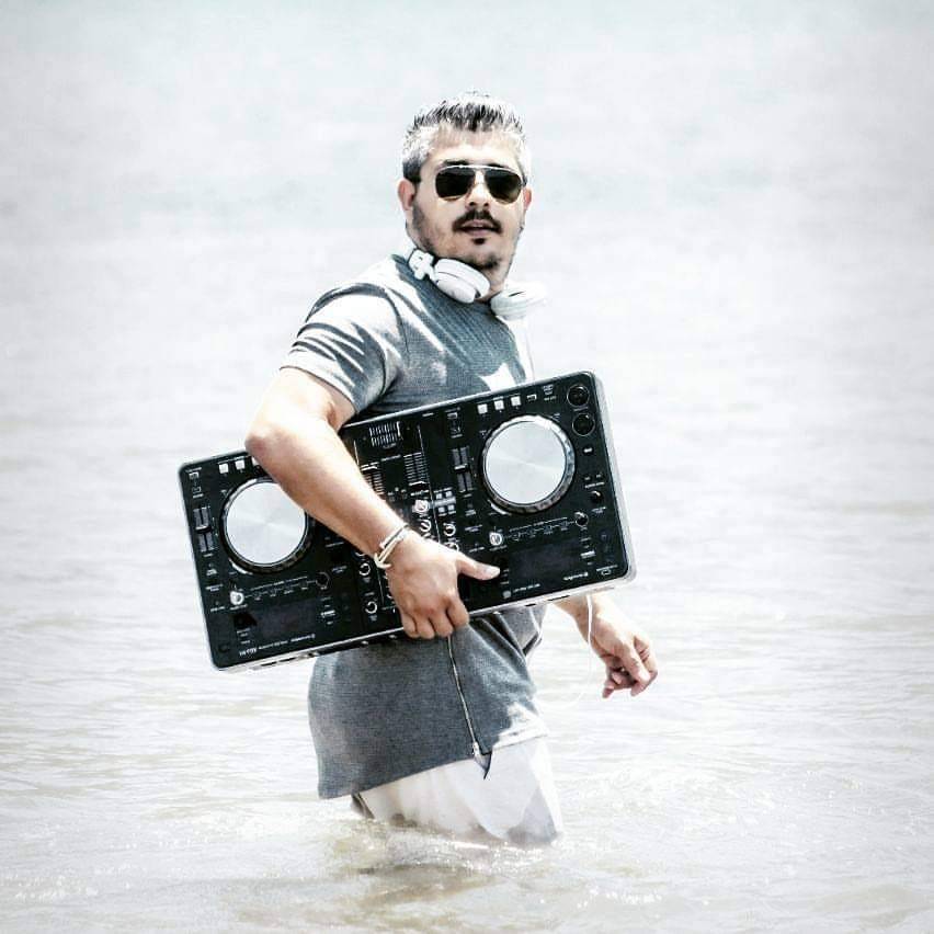 DJ UYSAL'DAN ÜNLÜ BASKETBOLCULARA MÜZİK ZİYAFETİ 2