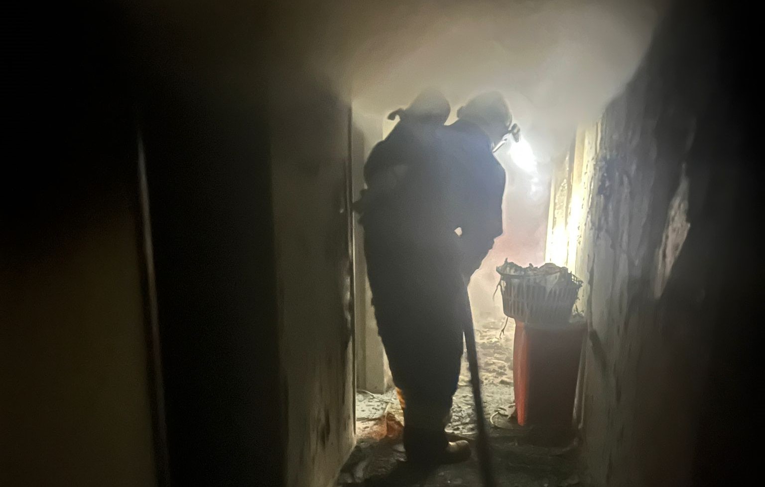 ELEKTRİKLİ ISITICIDAN ÇIKAN YANGIN EVİ KÜL ETTİ