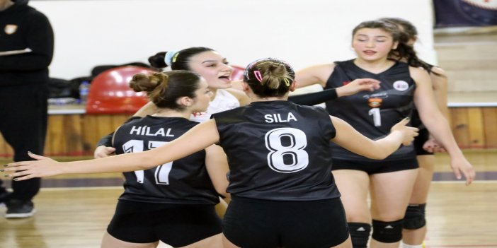 MENTEŞE BELEDİYESPOR FORMALARINA 100. YIL LOGOSU