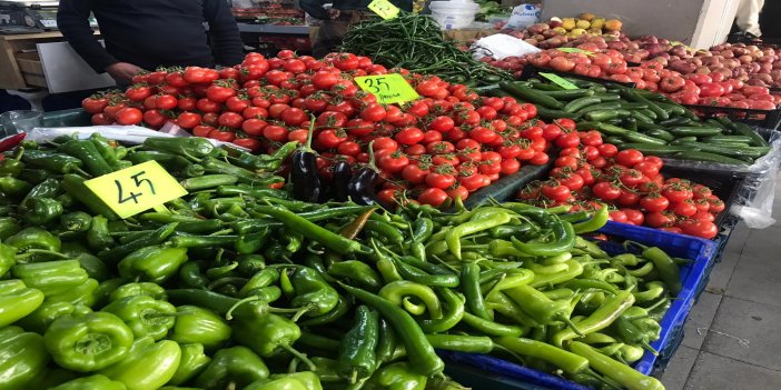 PAZAR'DA FİYATLAR CEP YAKMAYA DEVAM EDİYOR