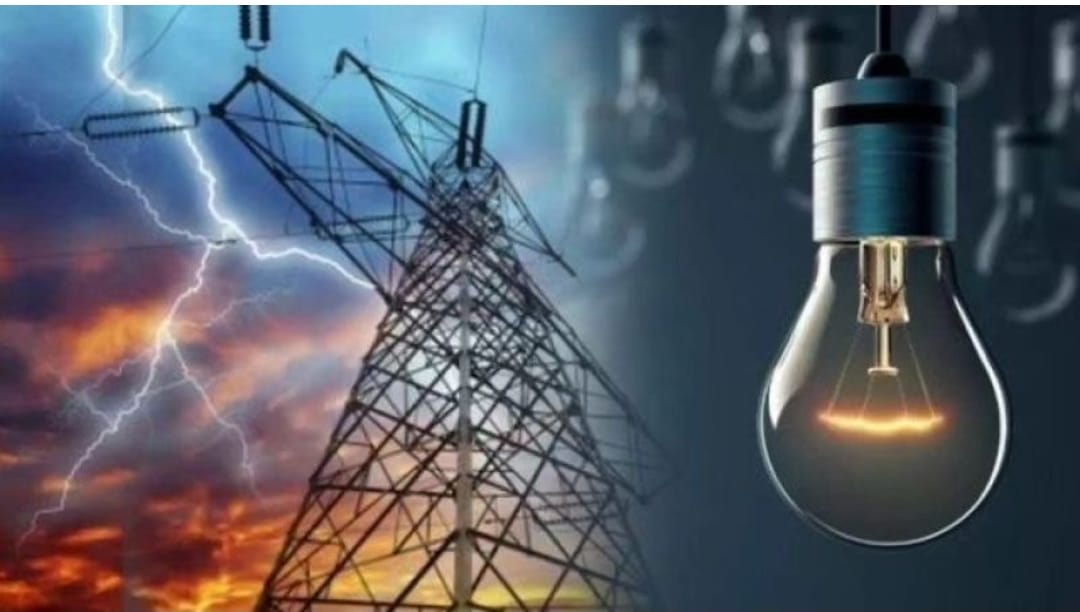 AŞIRI YAĞIŞ ELEKTRİK KESİNTİSİNE SEBEP OLDU