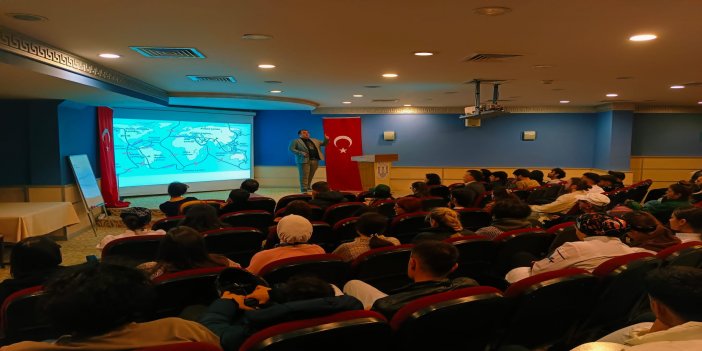 MAKE KURUMLARA DEPREM EĞİTİMLERİ VERMEYE DEVAM EDİYOR