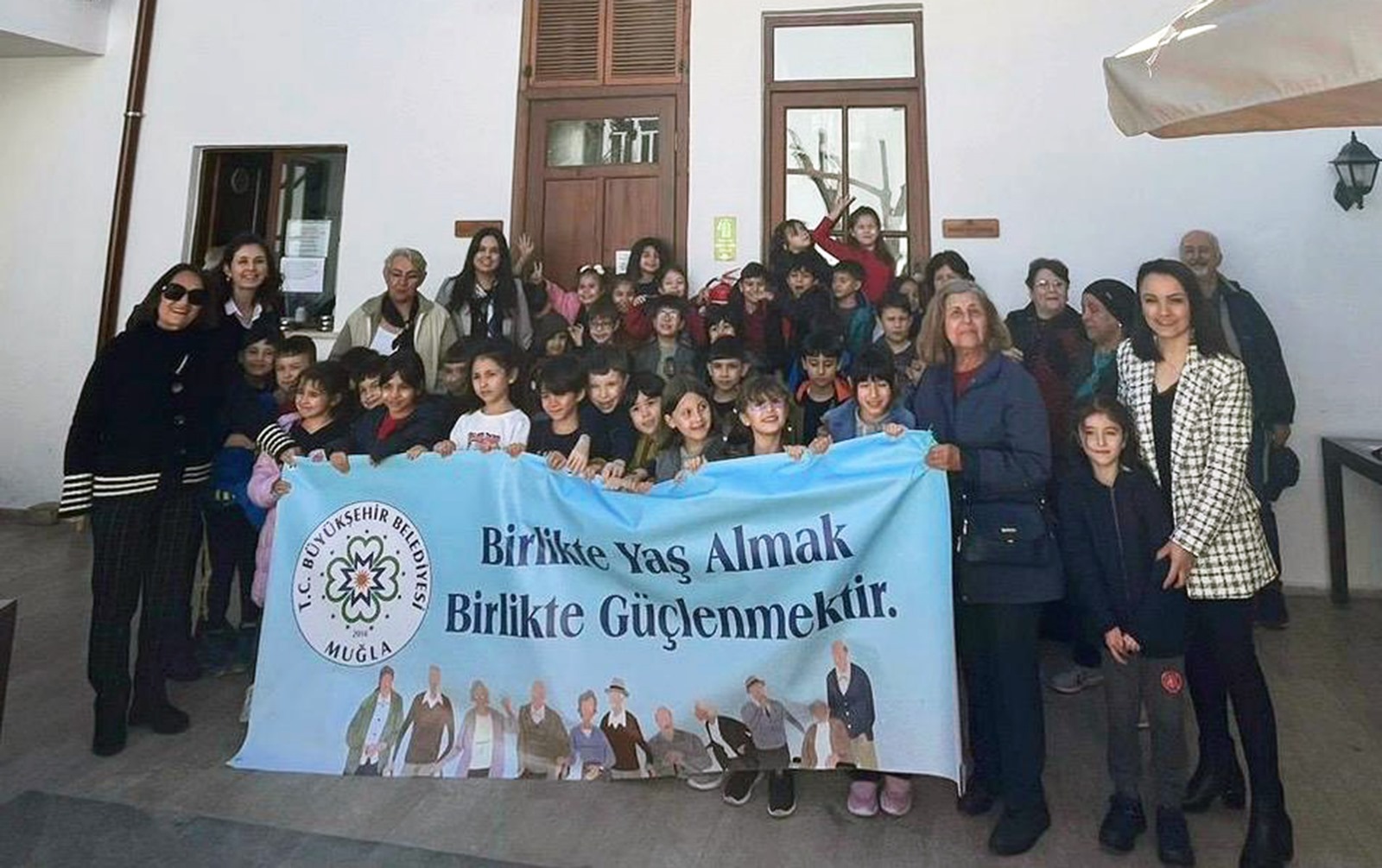 YAŞLILAR HAFTASI MUĞLA BÜYÜKŞEHİR BELEDİYESİNİN FARKLI ETKİNLİKLERİ İLE KUTLANDI