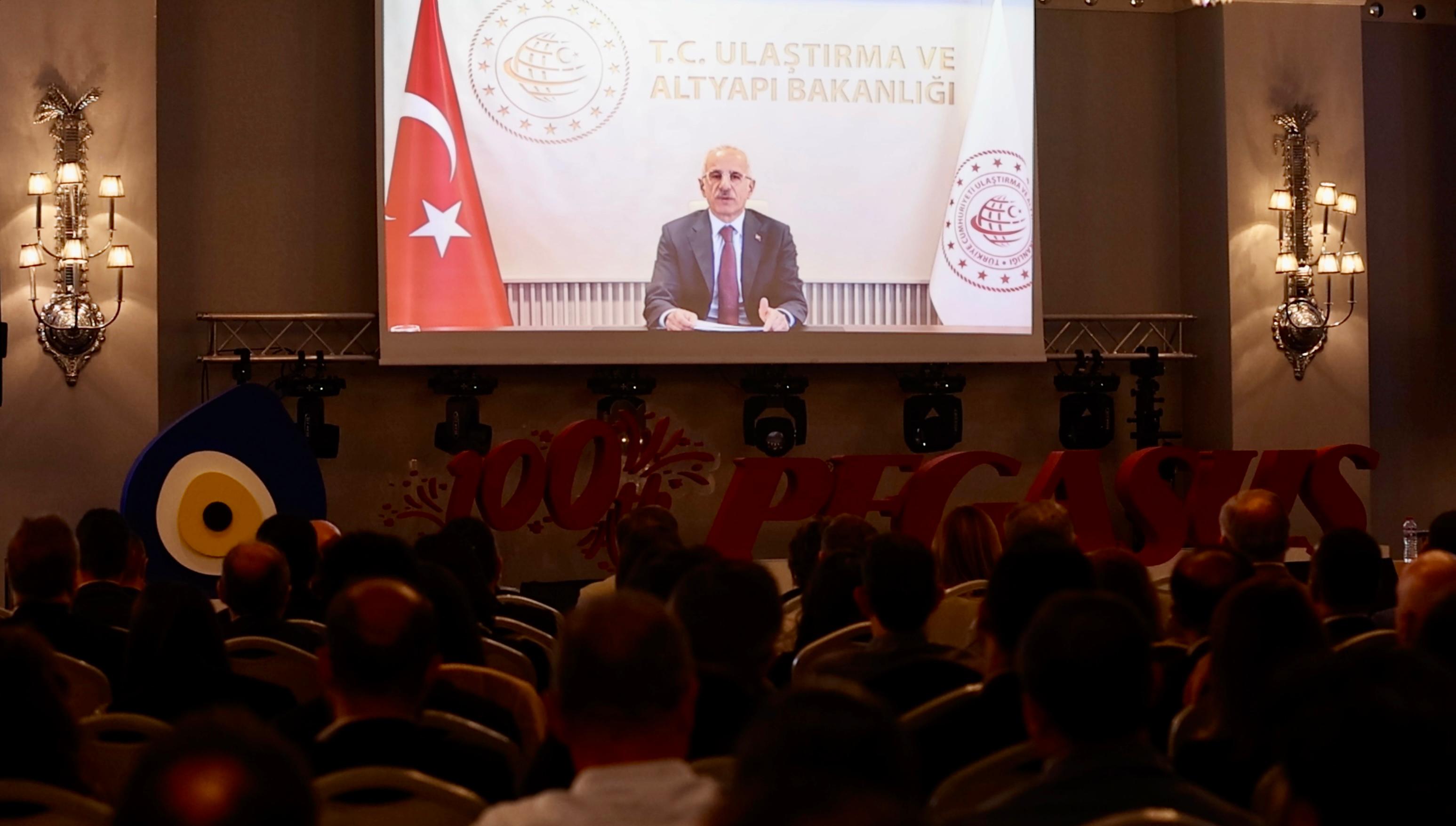 Havacılıkta dünya’nın transit merkezi Türkiye