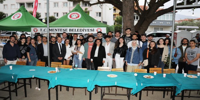 Başkan Köksal Üniversiteli gençler ile buluştu