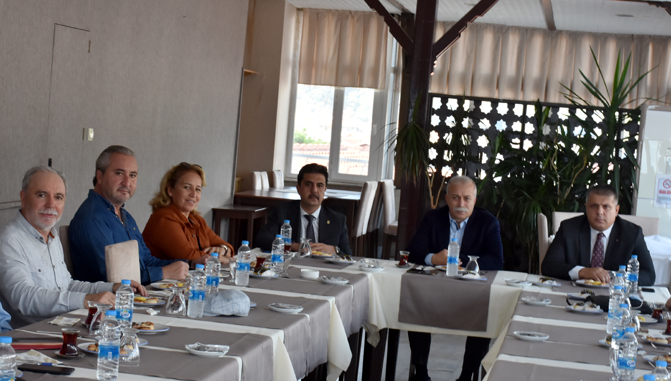 Marmaris muhtarlarıyla genel asayiş toplantısı