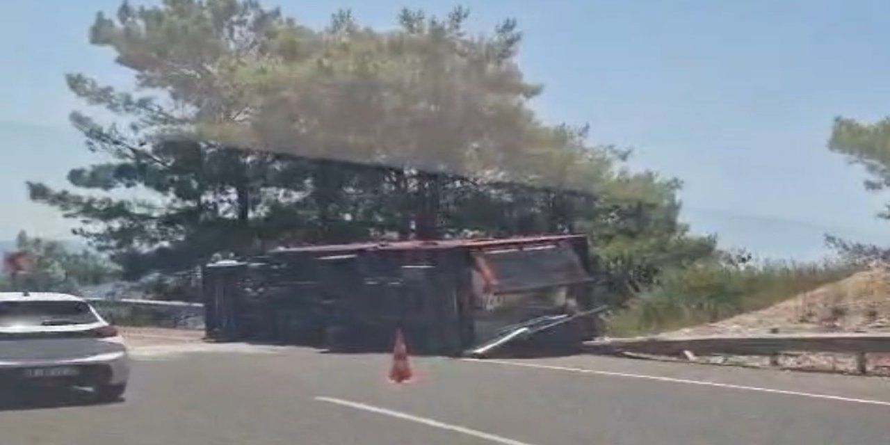 Sakar rampasında meydana gelen trafik kazasında 2 kişi yaralandı