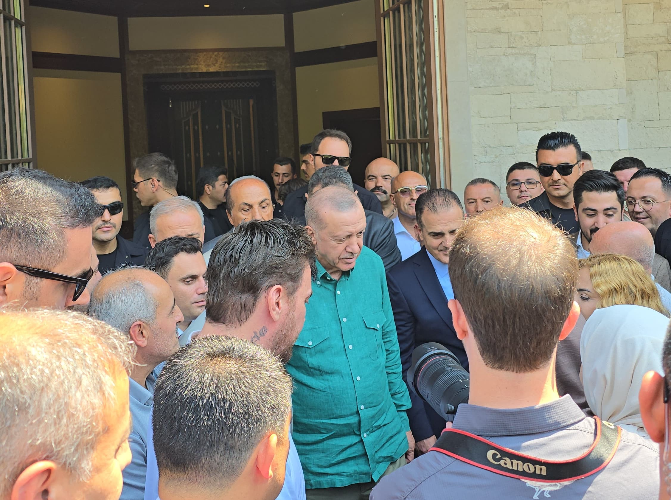 Cumhurbaşkanı Erdoğan Cuma namazını Marmaris Millet camiinde kıldı