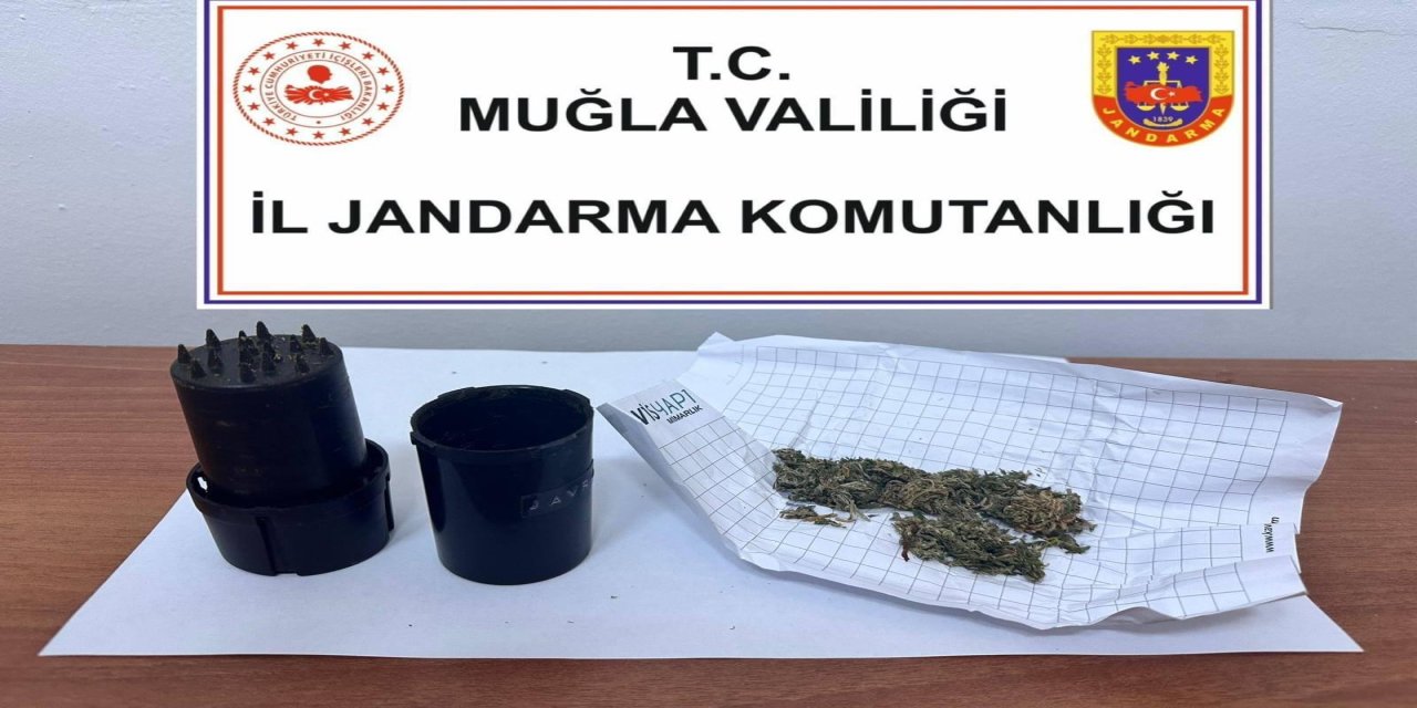 Jandarmadan Marmaris ve Yatağan’da Narko operasyon