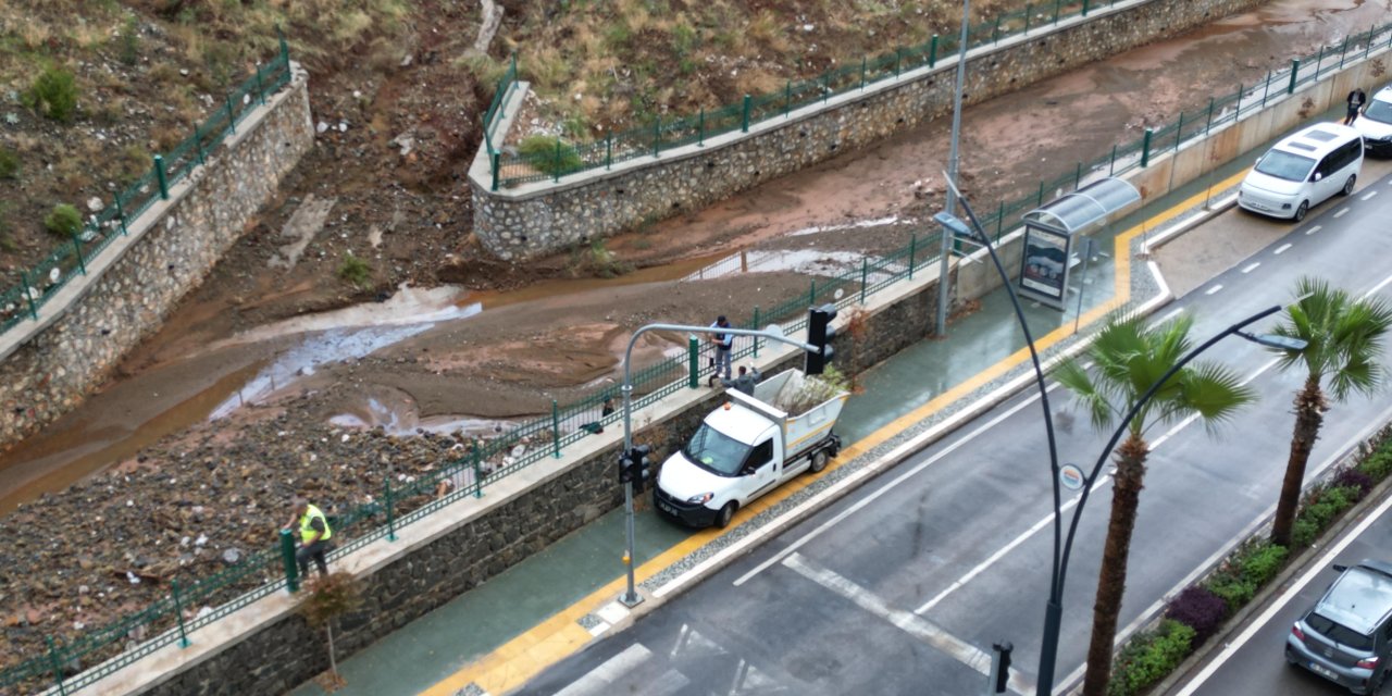 Ağaçlandırma çabasına katılım çağrısı: Marmaris halkı nerede?