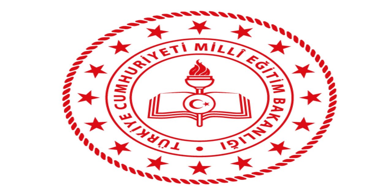 Resmi Gazete ’de yayımlandı öğrenciler artık okullara serbest kıyafetle gidemeyecek