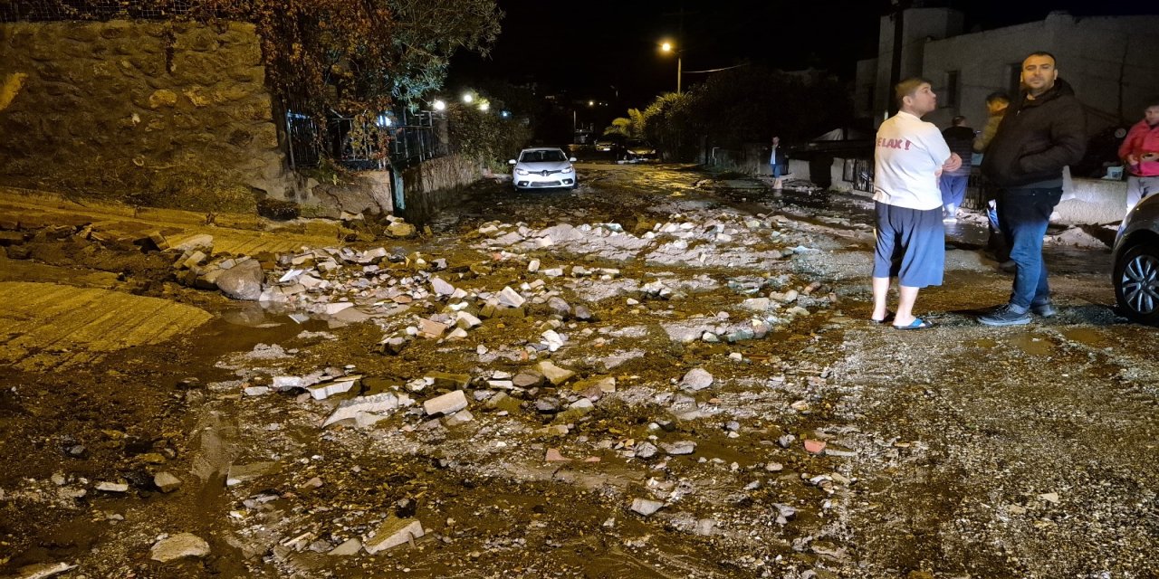 Yağmur Bodrum'u fena vurdu