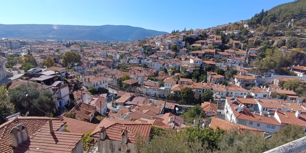 Muğla'nın sembolü bacalar
