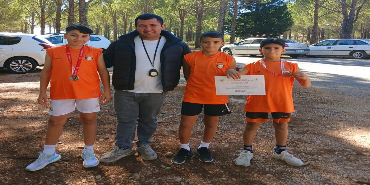 Menteşe Belediyespor Kulübü sportif başarılara imza atıyor