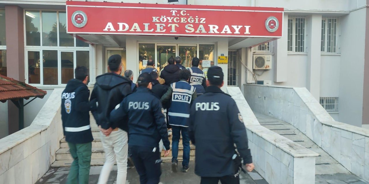 Köyceğiz’de bir evde milyon liralık uyuşturucu yakalandı