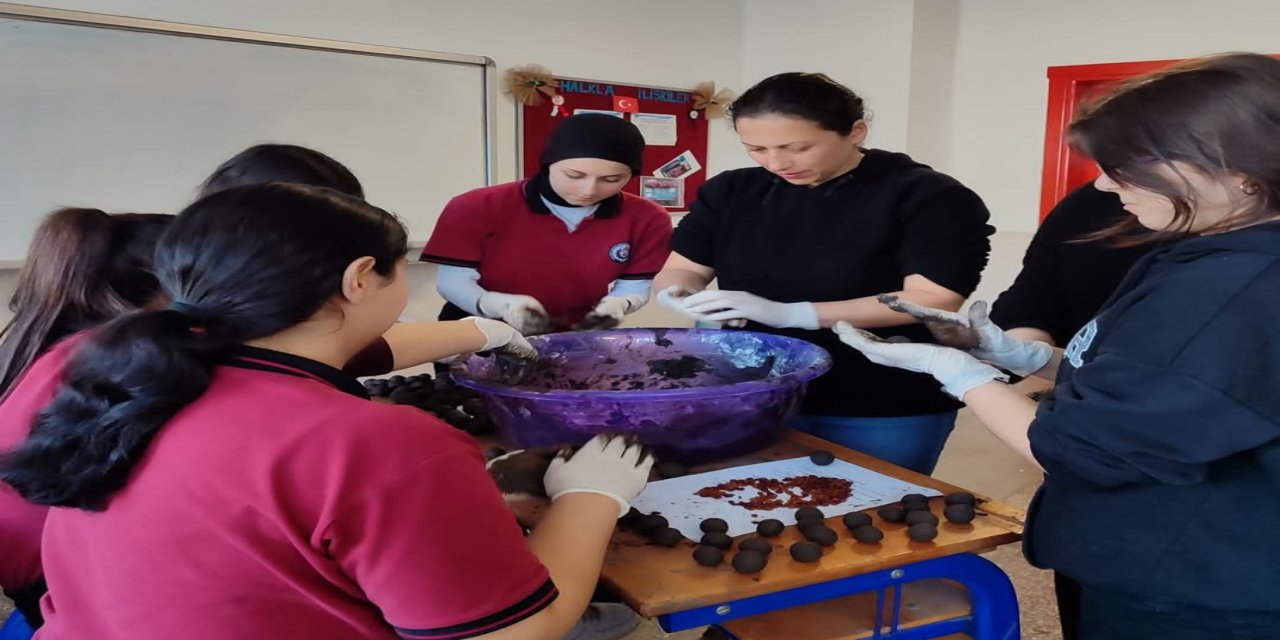 Trabzonlu öğrencilerden Marmaris ormanlarına umut