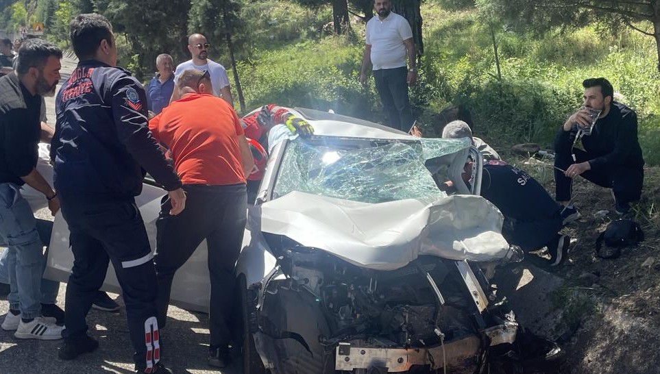 Marmaris’te zincirleme trafik kazasında ölü sayısı 2 ye çıktı