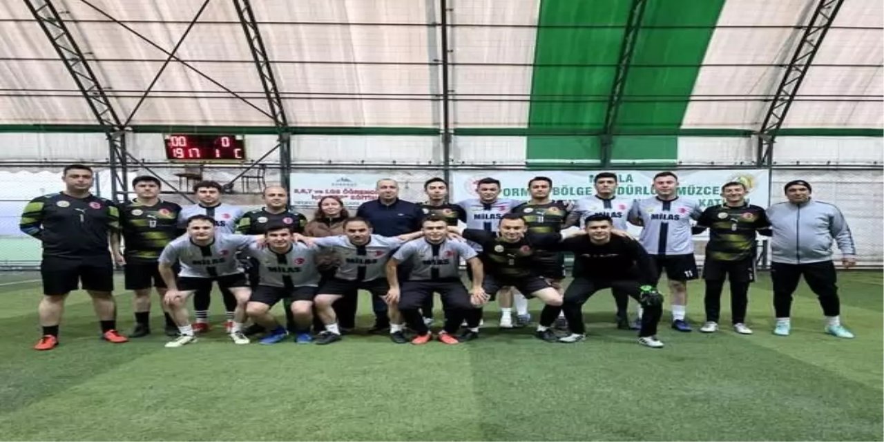 Muğla Futbol turnuvası'nda finale iki takım yükseldi