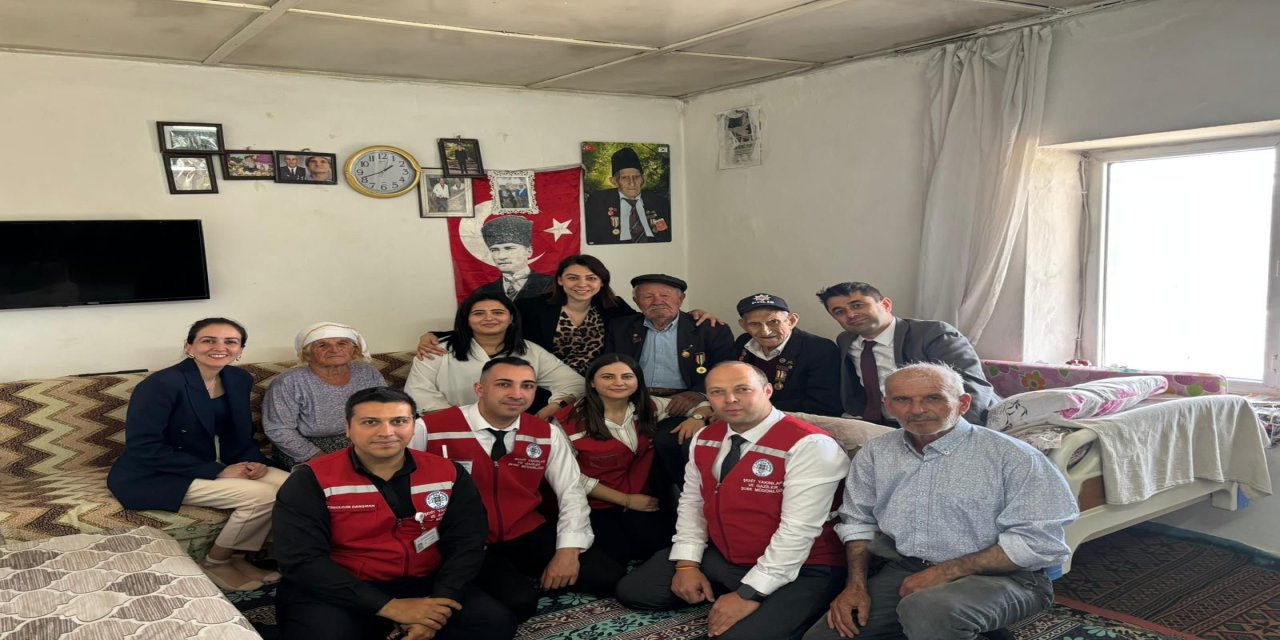 Muğla Büyükşehir belediyesinden  95 yaşındaki Kore gazisisine süpriz