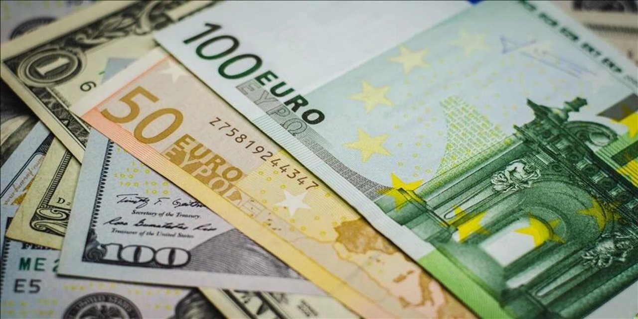 Döviz yeni haftaya yükselişle başladı