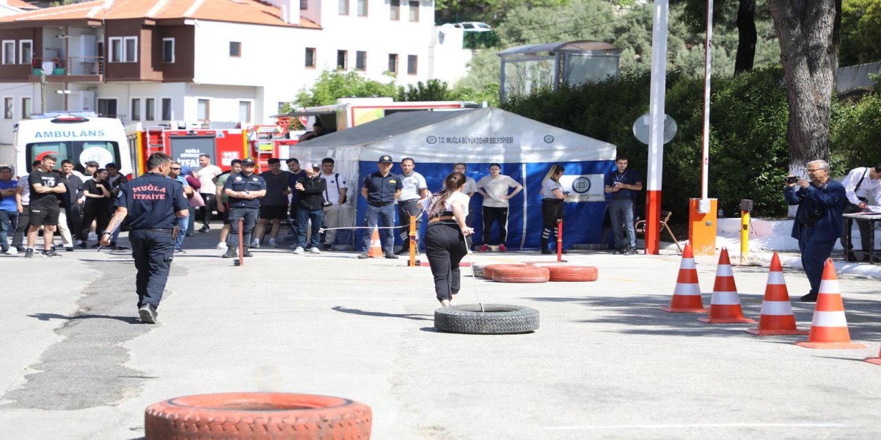Muğla'da itfaiye adayları sınavları başladı