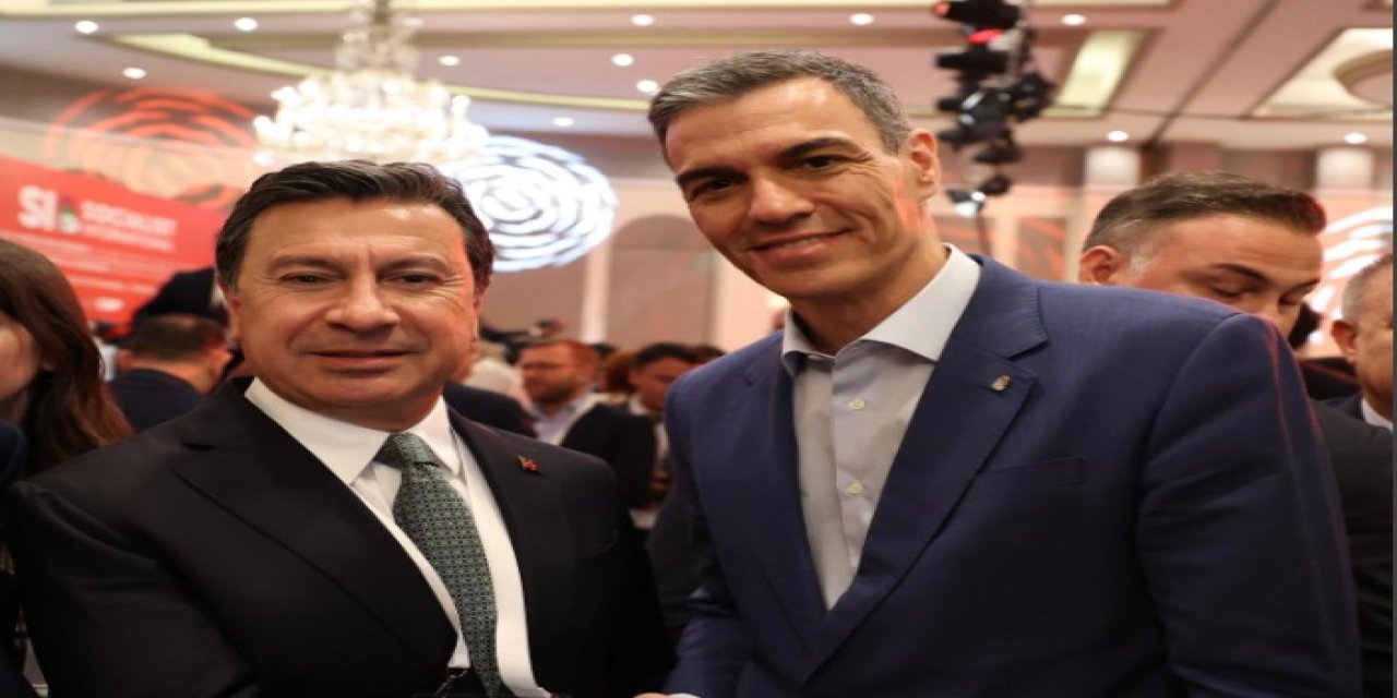 Ahmet Aras, Sosyalist Enternasyonal Yerel ve Bölgesel Yönetimler Başkanı seçildi