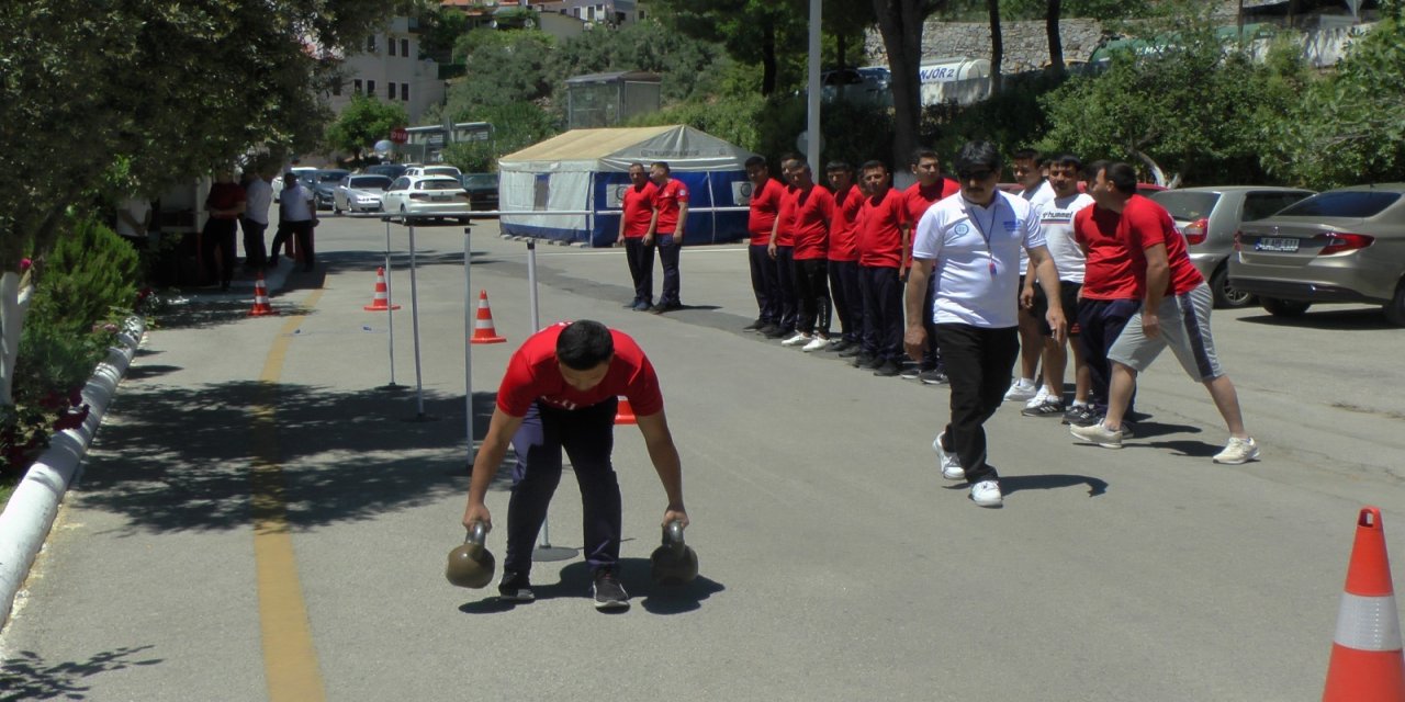 Muğla Büyükşehir belediyesi İtfaiye personeline kondisyon testi