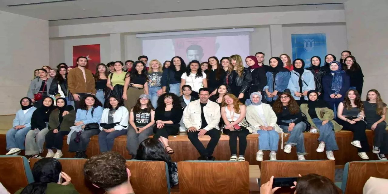 Oyuncu Keremcem MSKÜ’de öğrencilerle buluştu