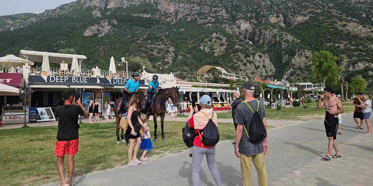 Fethiye’de atlı Jandarma timi göreve başladı