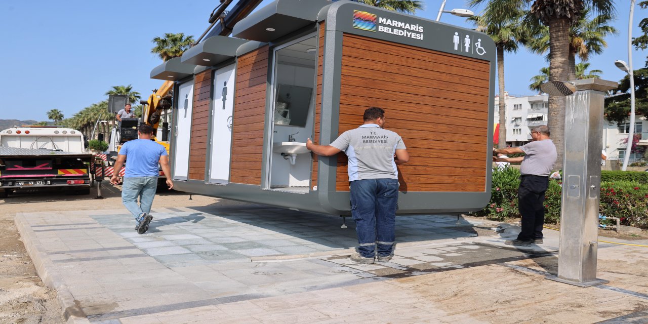 Marmaris plajlarında yeni tuvaletler