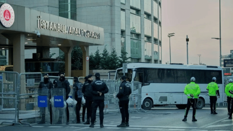 İBB davasında iki tahliye