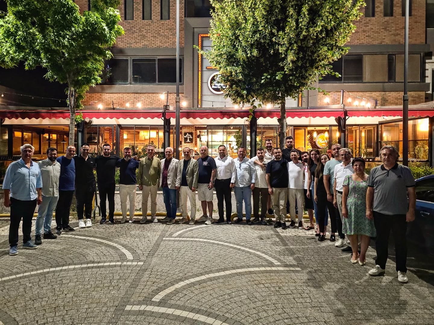 Muğlaspor yönetimi, olağanüstü genel kurul öncesi toplandı