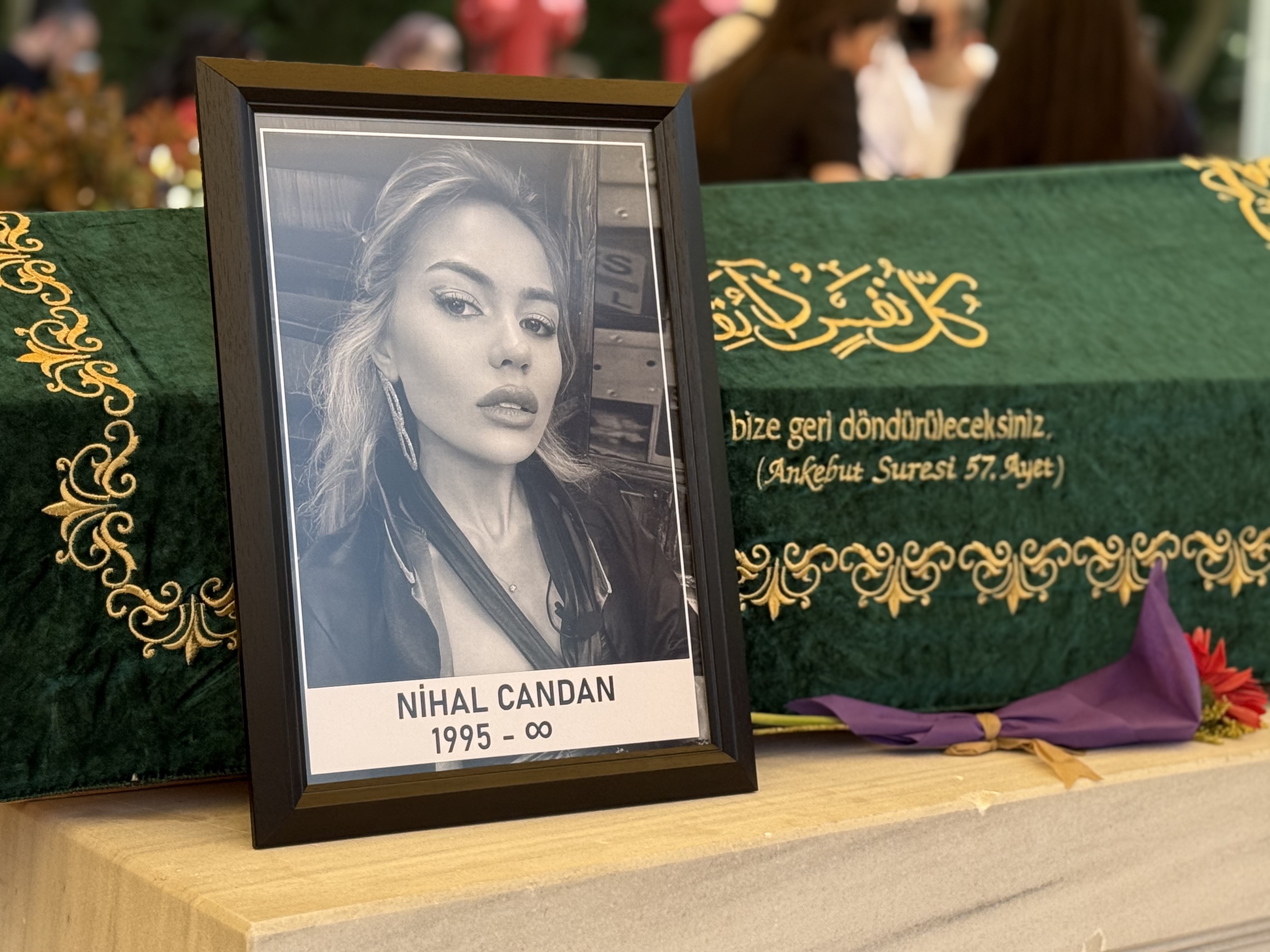 Nihal Candan toprağa verildi