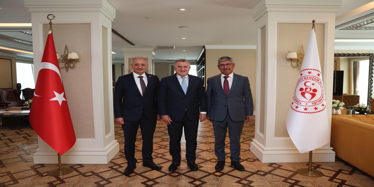 Ankara’da gençlik ve spor yatırımları için önemli görüşme