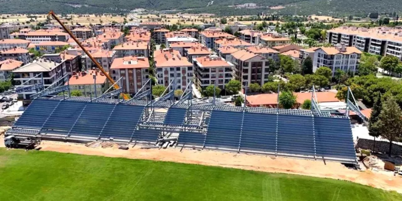 Muğla ilçe stadı yeniden inşa ediliyor