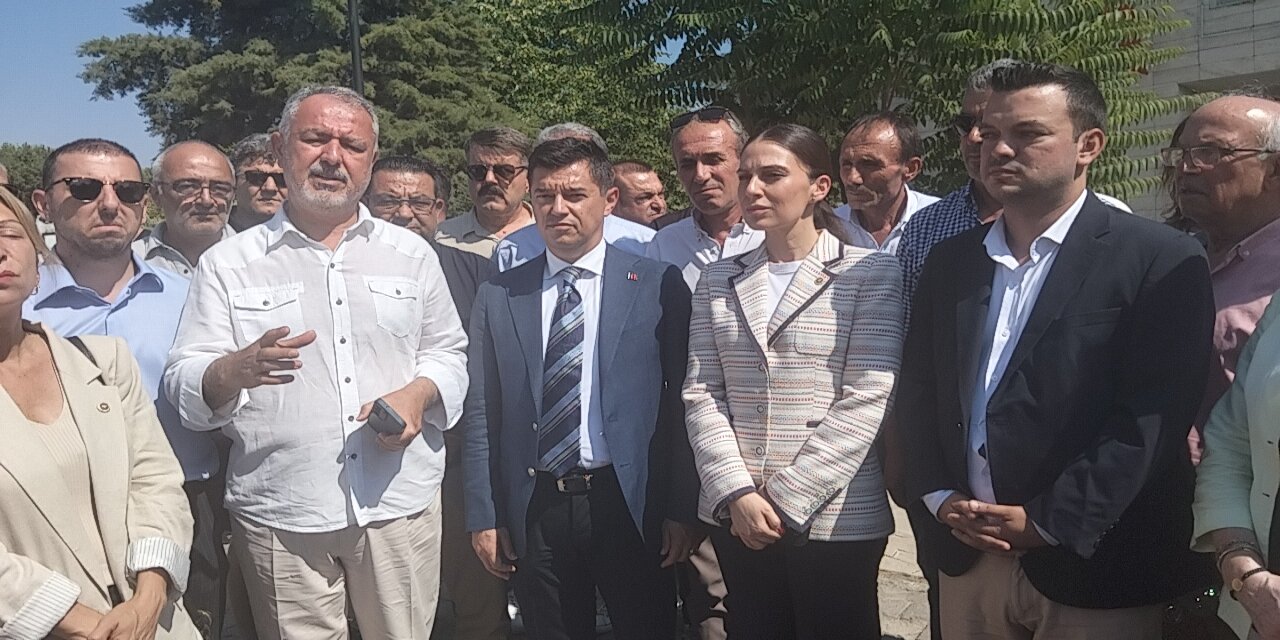 Başkan Ünlü’nün yargılandığı dava 16 Ekim’e ertelendi