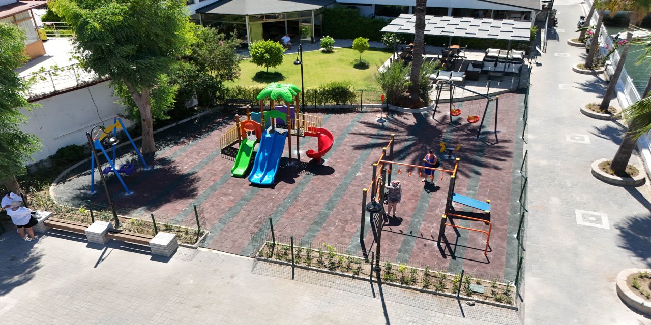 Marmaris belediyesinden Turunç'a yeni meydan ve park