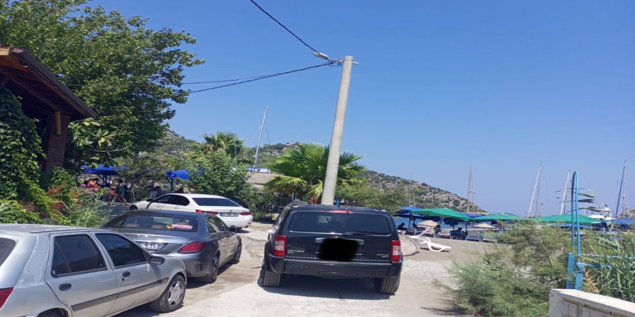 Çiftlik Mahallesi’nde otopark sorunu çileye dönüştü