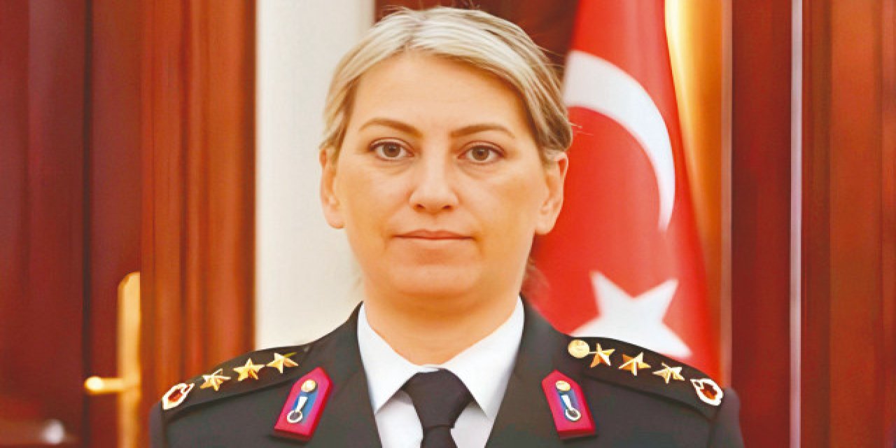 Gülden Mat Şakir Jandarma’nın ilk kadın paşası oldu