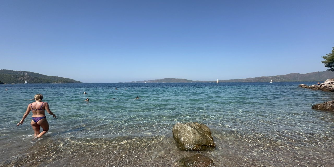 Marmaris’in koyları tatilcilerle dolu