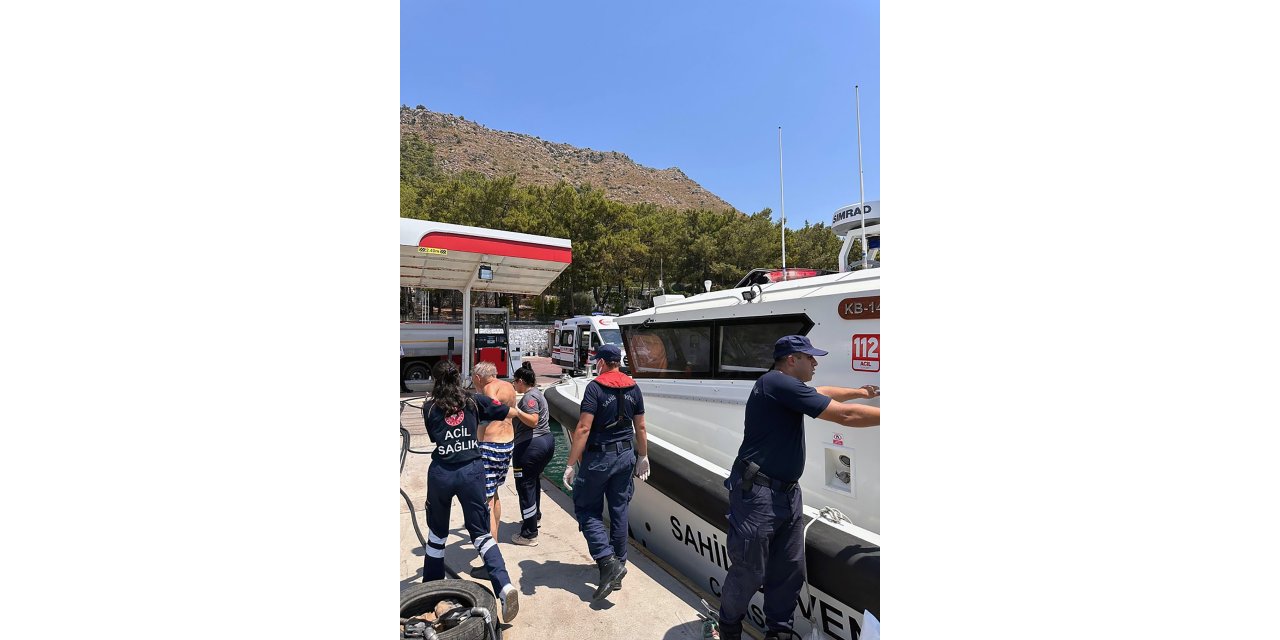 Marmaris açıklarında rahatsızlanan vatandaş tahliye edildi