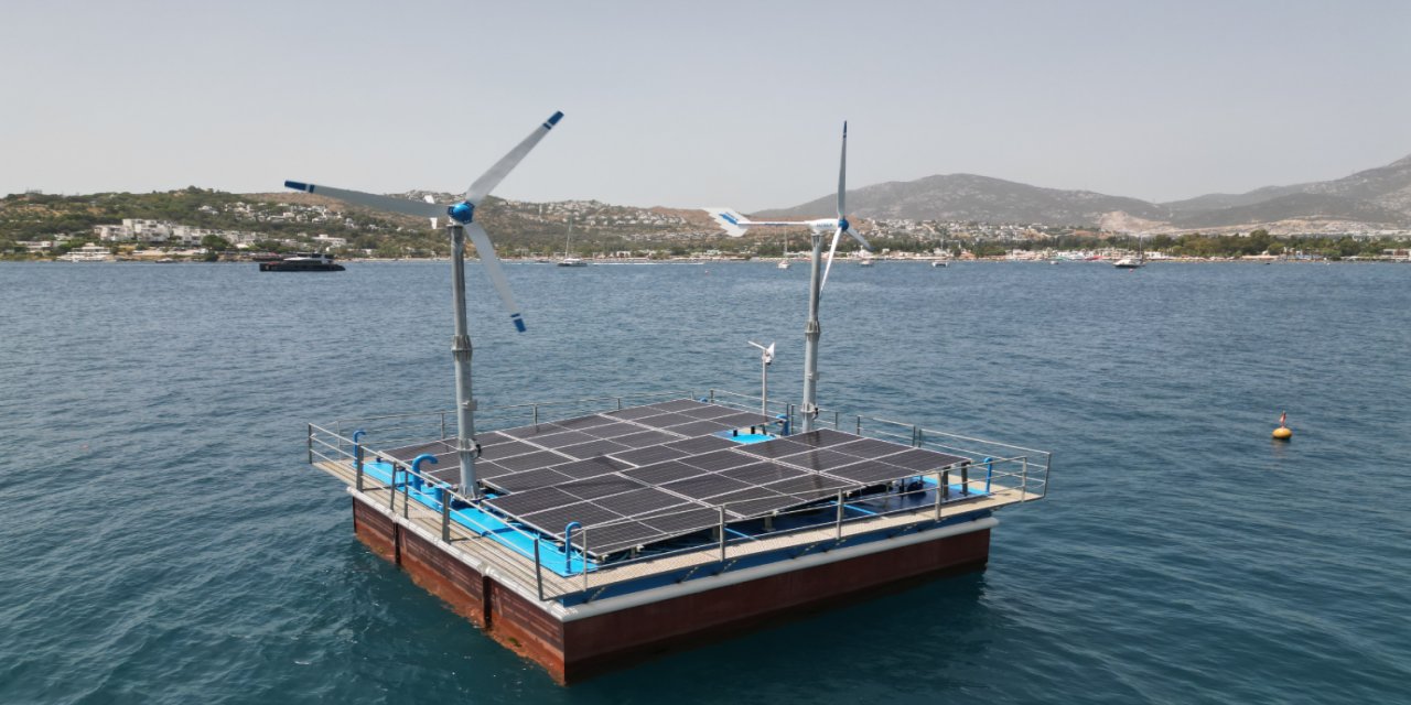 Bodrum Belediyesi deniz suyunu güneş Ve rüzgarla arıtmaya başladı