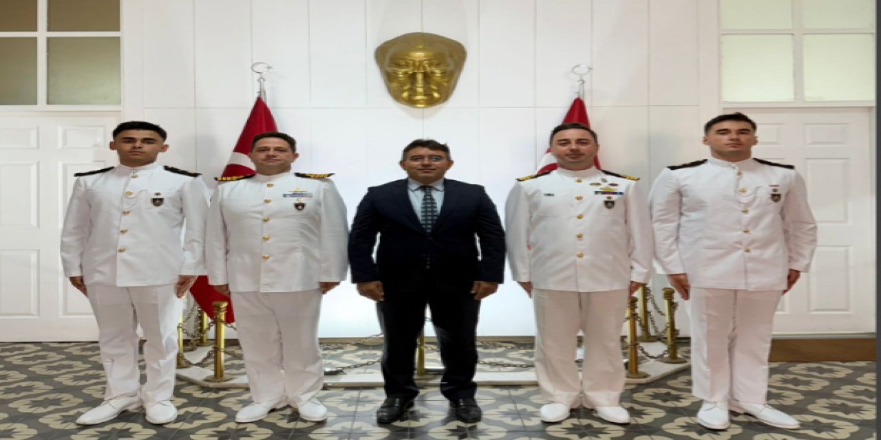 TCG Sancaktar gemisi komutanı ve MSÜ heyetinden Kaymakam Kaya’ya ziyaret