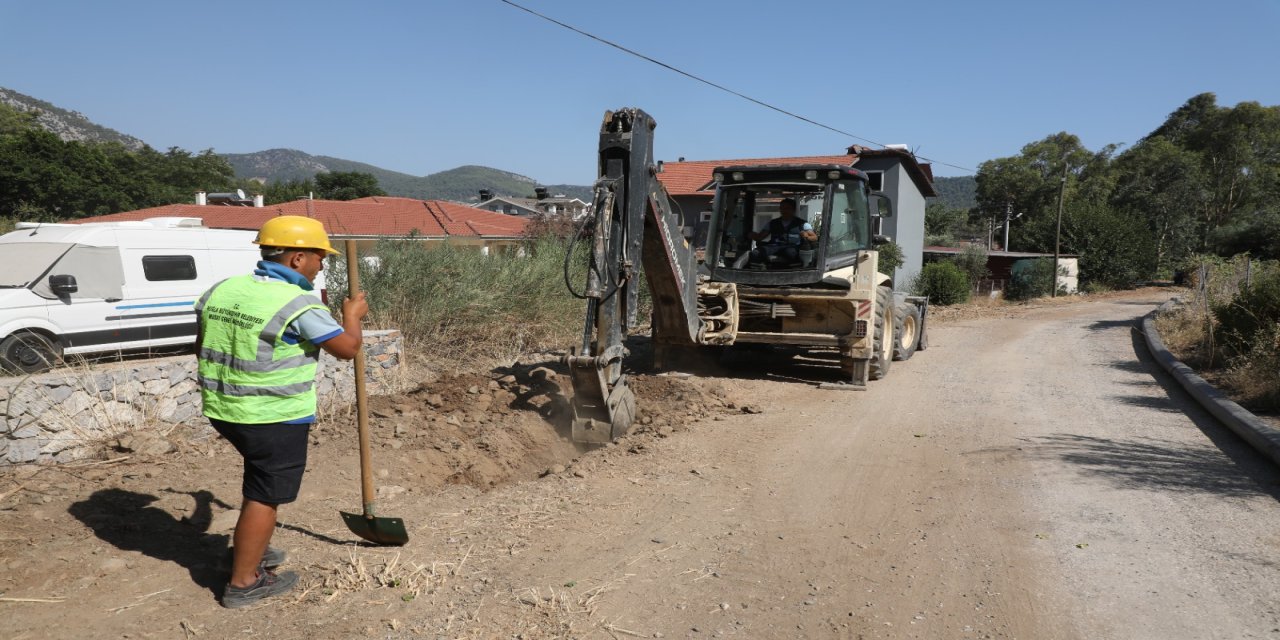 MUSKİ’den Göcek’te içme suyu ve dere temizlik çalışması