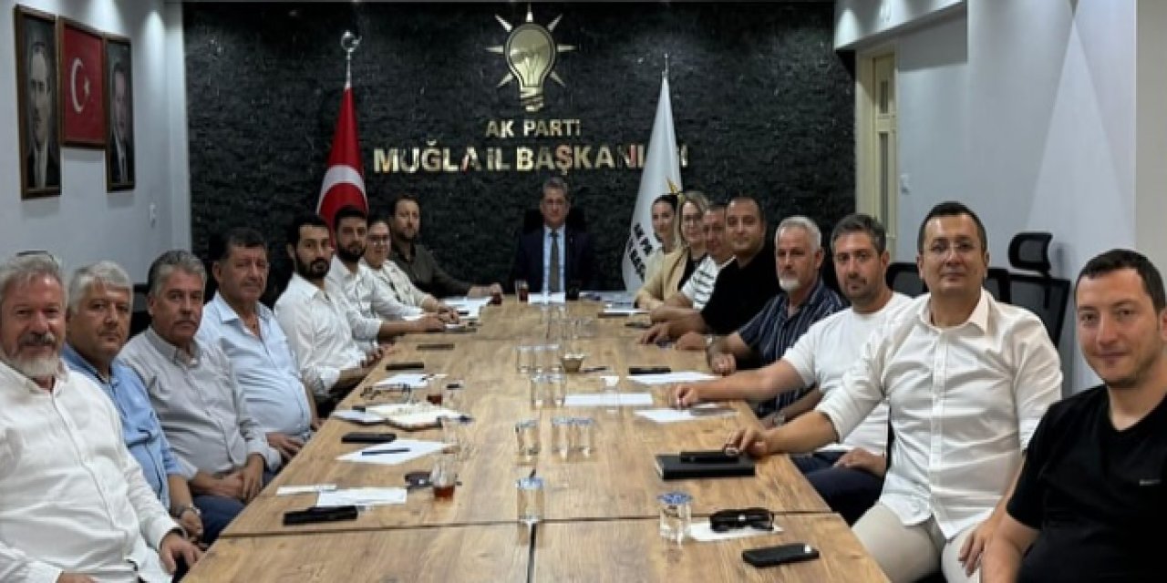 AK Parti Muğla İl başkanlığı'nda İlçe başkanları toplantısı gerçekleştirildi