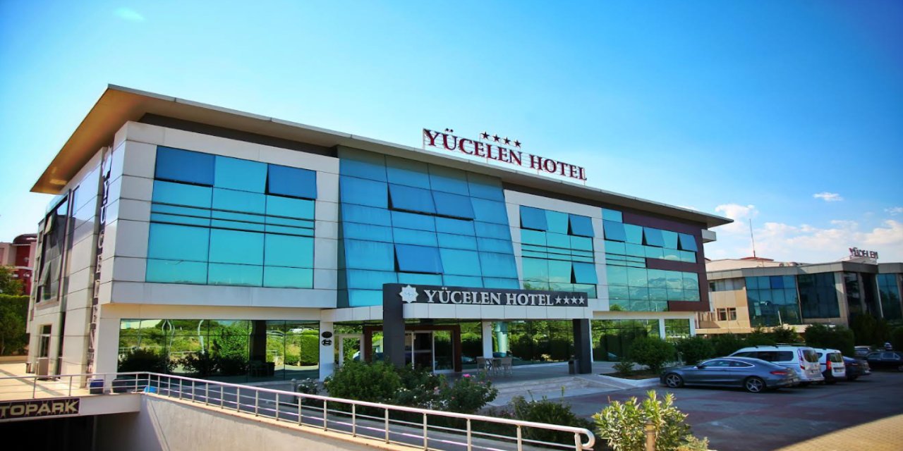 Yücelen Hotel, Üniversite kayıt heyecanına ortak oluyor