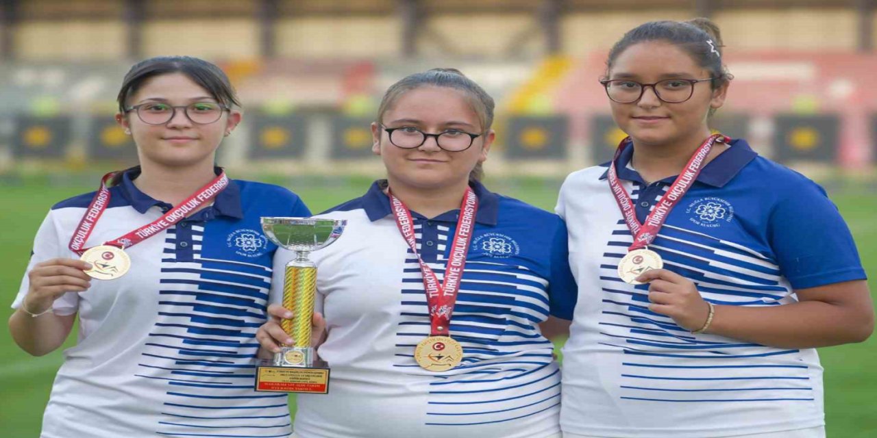 Muğla Büyükşehir okçuları U15 Türkiye Şampiyonası’na damga vurdu