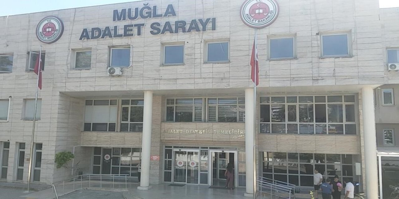 Menteşe Belediye Başkanı Aras’ın anneanesinin evine saldıran şüpheliler tutuklandı