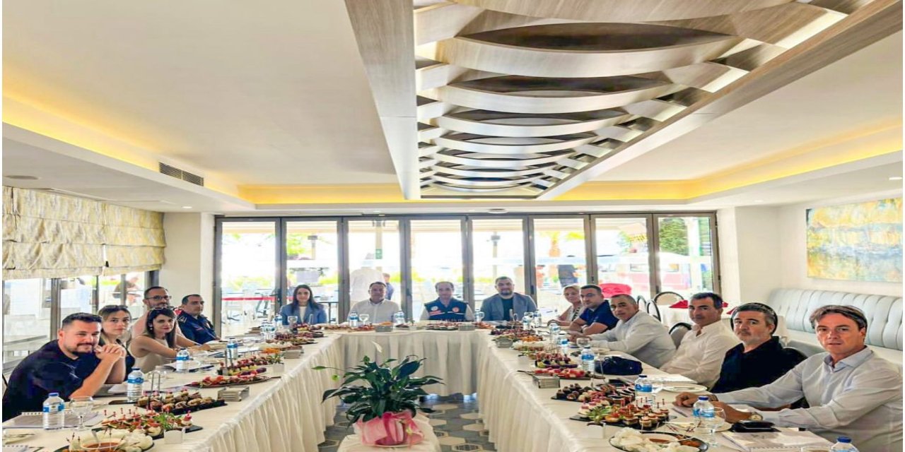 Marmaris’te “binaların yangından korunması” yönetmeliği değişiklikleri toplantısı yapıldı