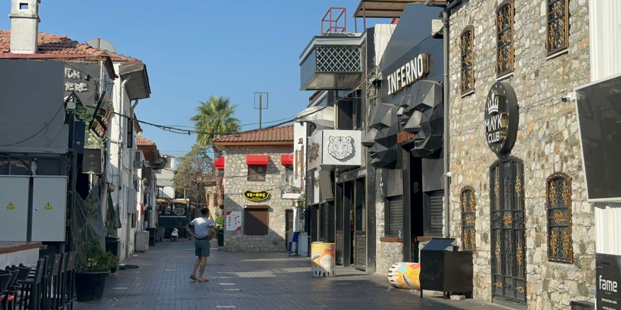 Marmaris’te silahlı kavgada başından yaralanan genç tüm müdahalelere rağmen kurtarılamadı